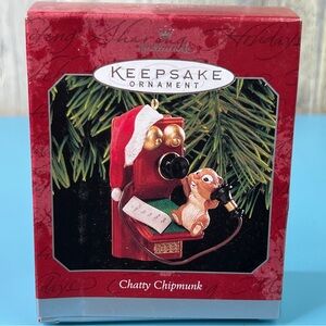Hallmark Keepsake Ornament Chatty Chipmunk Handcrafted & Dated 1998
